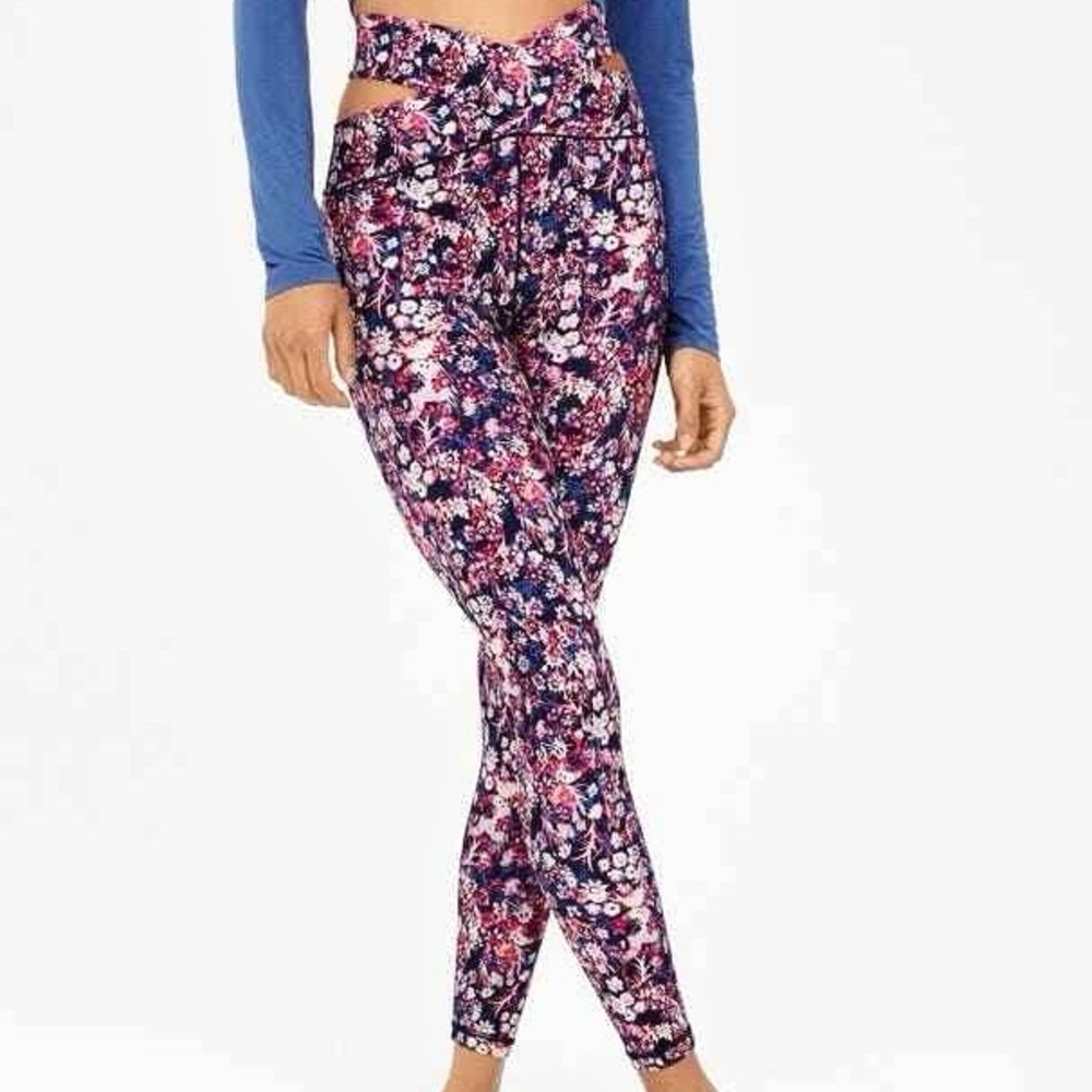 Aerie Offline Real Me Cut Out 7/8 Floral Patterned Leggings Size XS